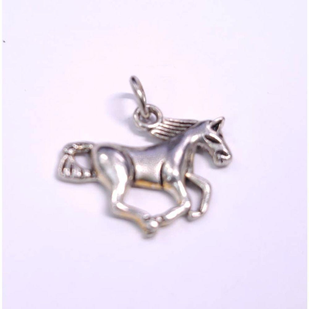New Running Horse Pendant Charm Silver Tone Equine Equestrian 3/4"‎ Cowgirl